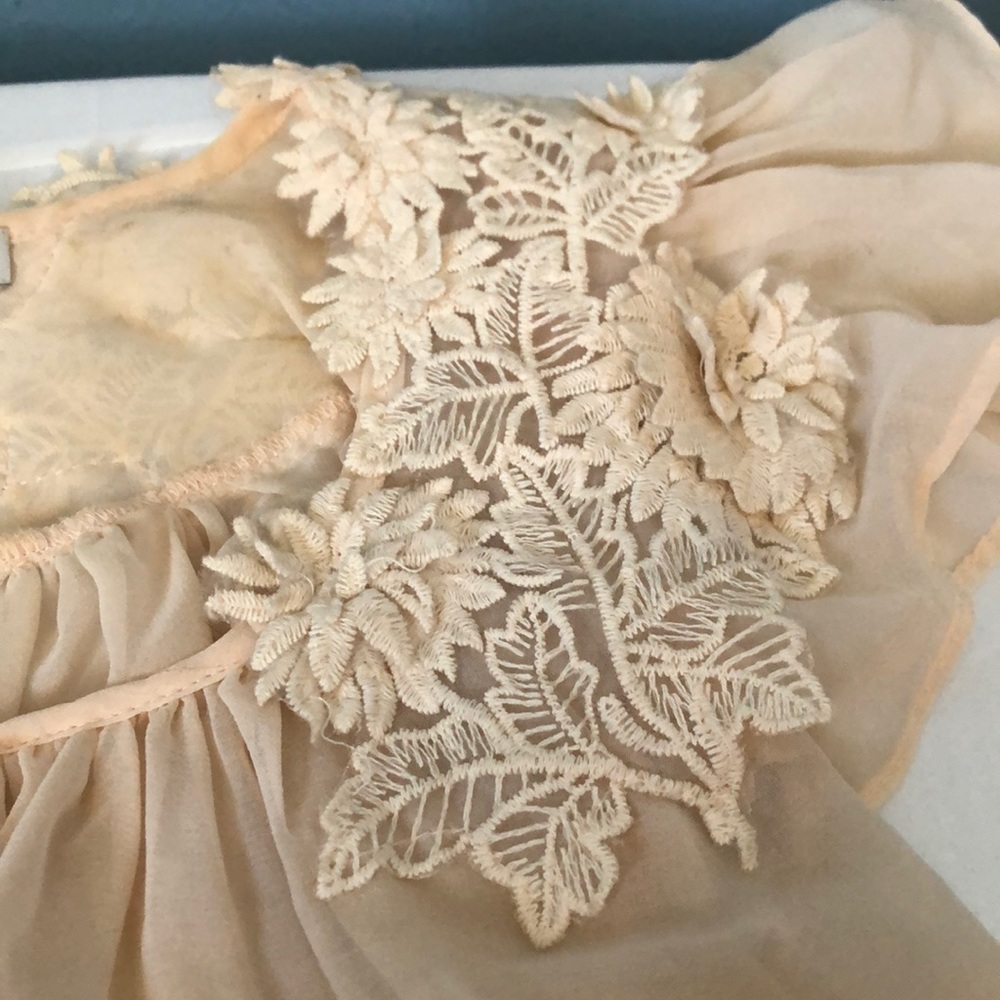 Pink button down blouse - Picture 2 of 4